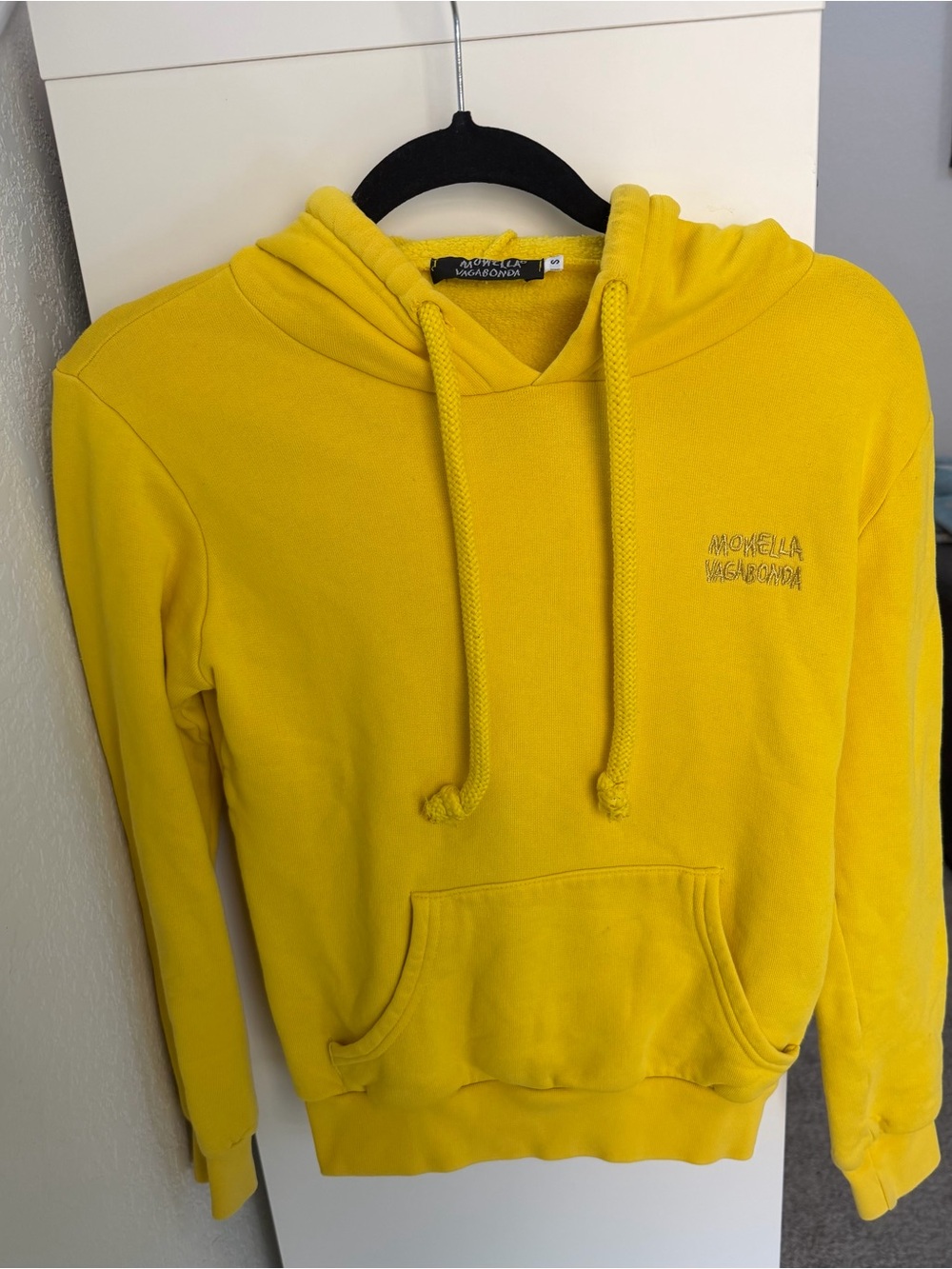 Monella Vagabonda Yellow Sweatshirt